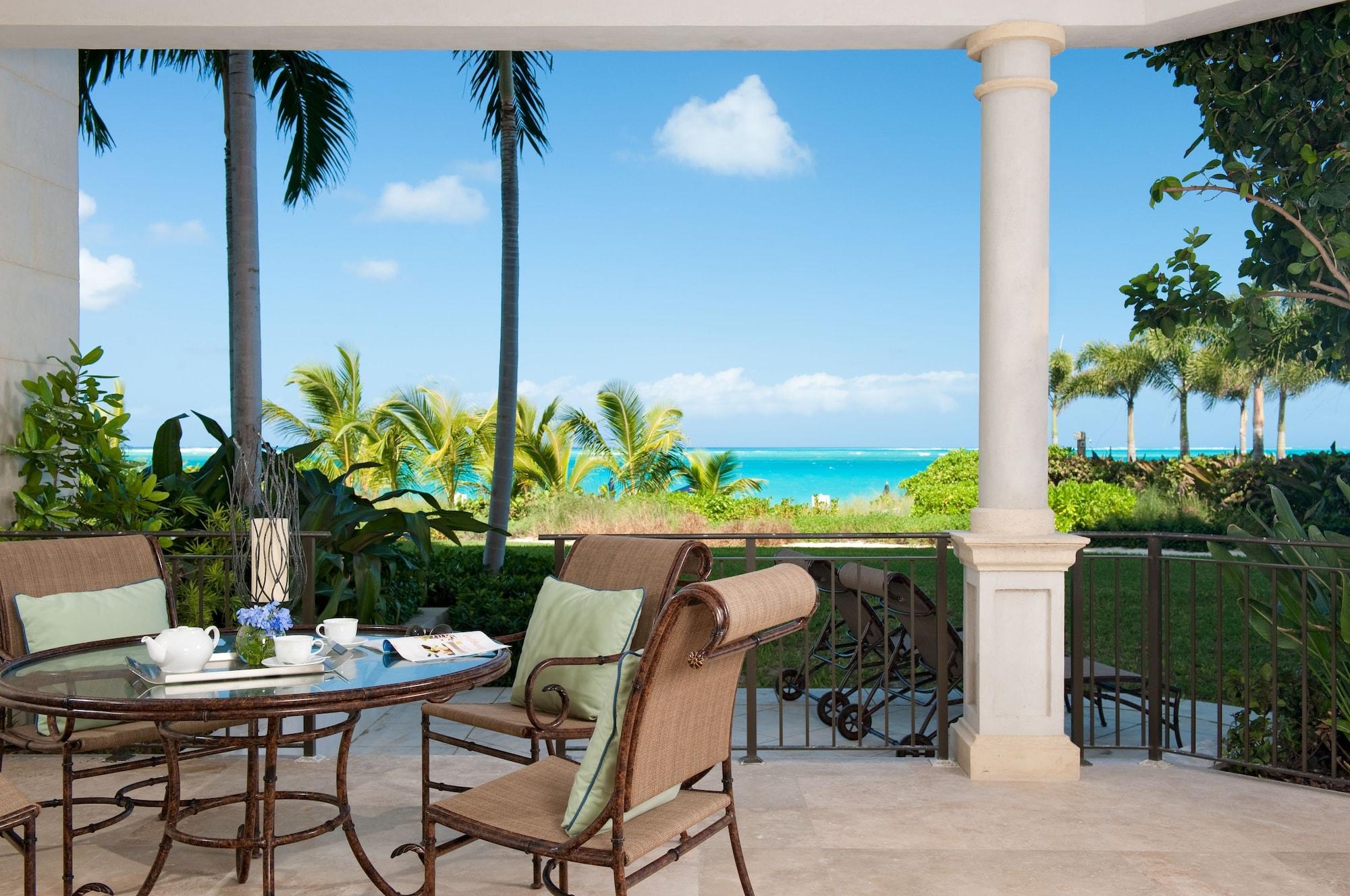 The Regent Grand Hotel Grace Bay Eksteriør billede