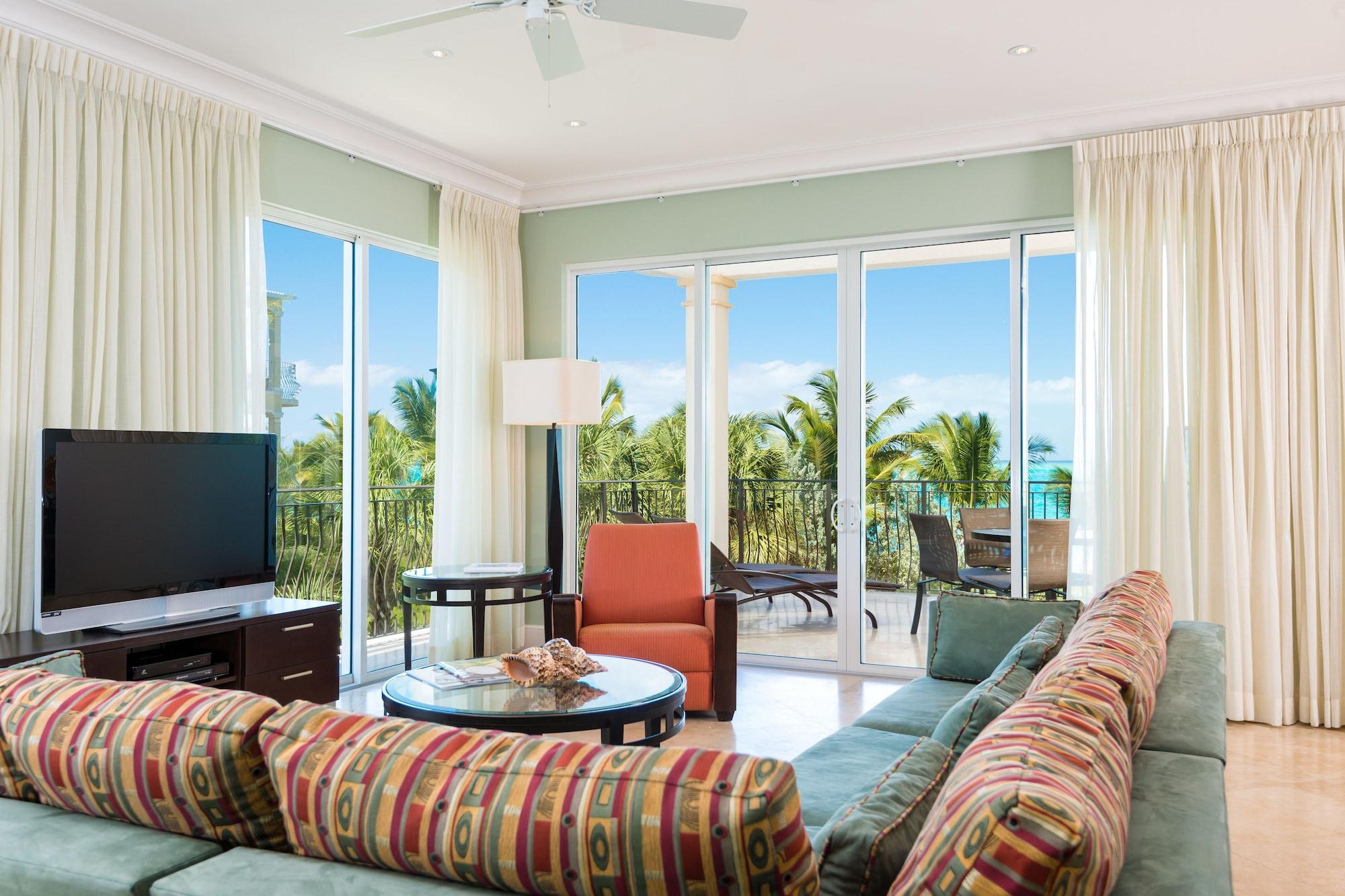 The Regent Grand Hotel Grace Bay Eksteriør billede
