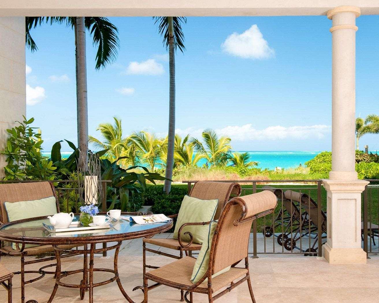 The Regent Grand Hotel Grace Bay Eksteriør billede