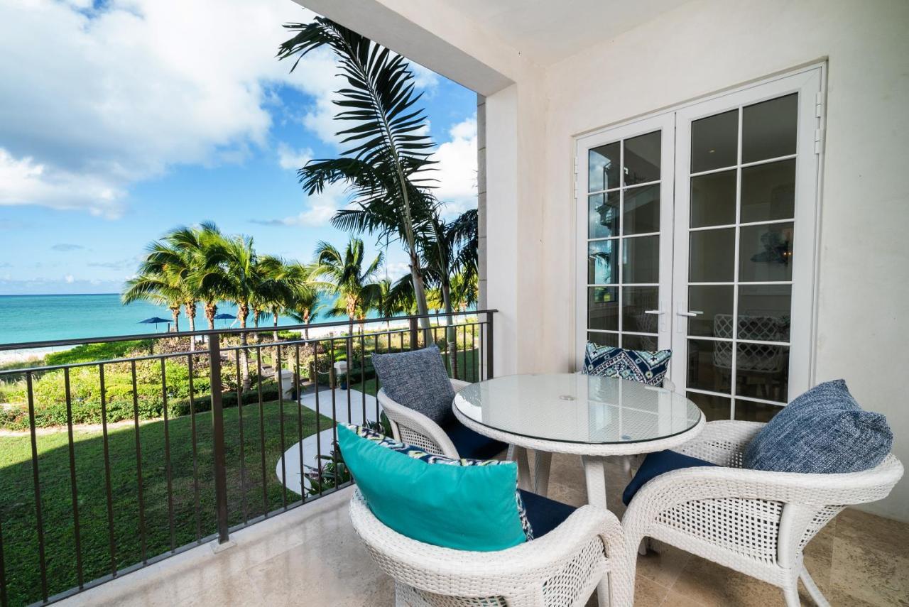 The Regent Grand Hotel Grace Bay Eksteriør billede