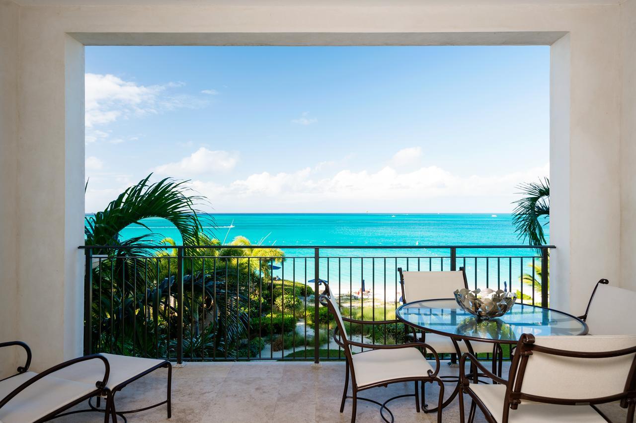 The Regent Grand Hotel Grace Bay Eksteriør billede